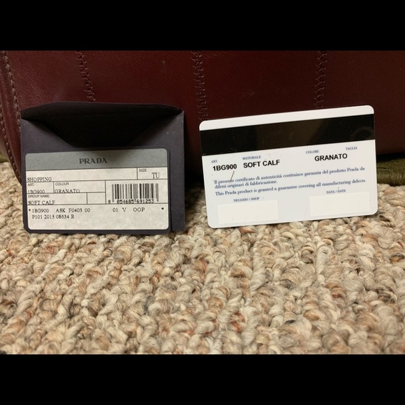 Prada handbag - Picture 6 of 6